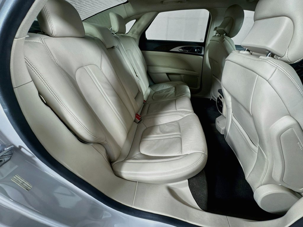 Used 2019 Lincoln MKZ Reserve w/ Reserve Plus Package FWD image 35