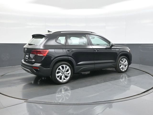Used 2023 Volkswagen Taos S w/ Driver Assistance Package image 7