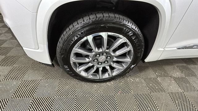 Used 2021 GMC Acadia Denali AWD/4WD image 9