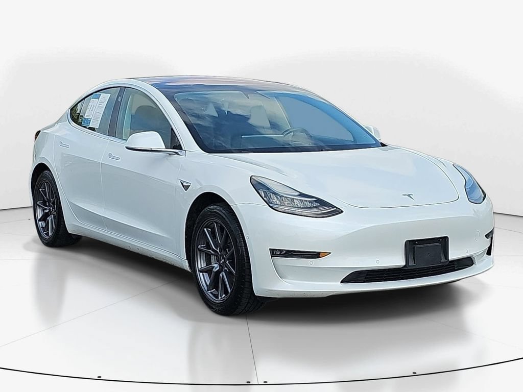 Used 2018 Tesla Model 3 Long Range RWD video 3