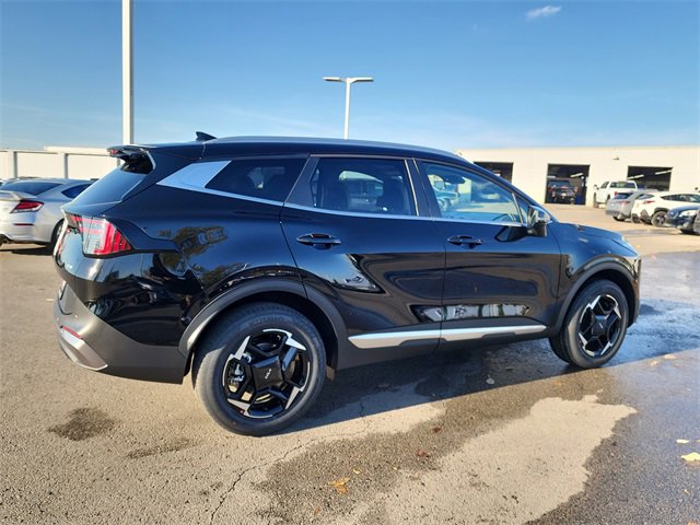 New 2026 Kia Sportage EX image 2