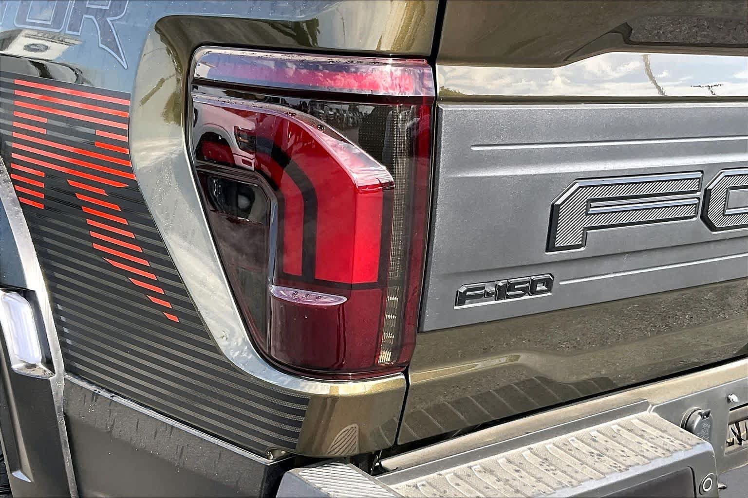 Used 2025 Ford F150 Raptor w/ Equipment Group 803A Raptor R AWD/4WD image 26
