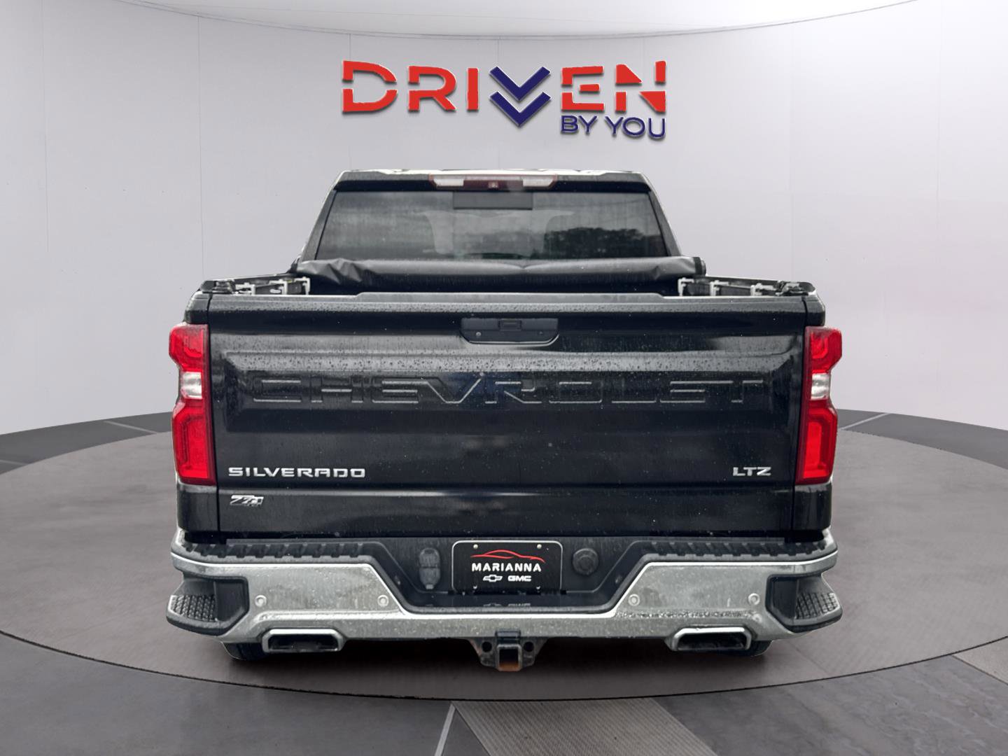 Used 2019 Chevrolet Silverado 1500 LTZ w/ LTZ Premium Package AWD/4WD image 4