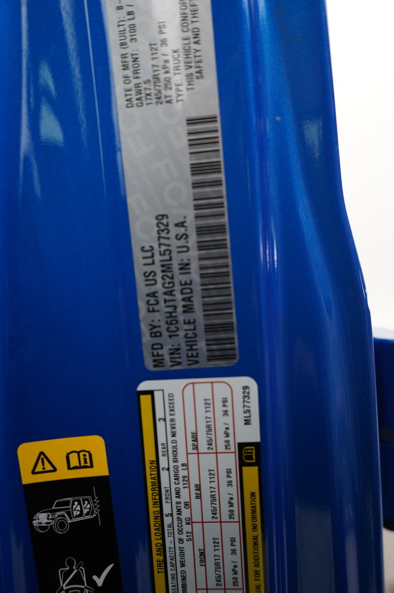 Used 2021 Jeep Gladiator Sport image 24