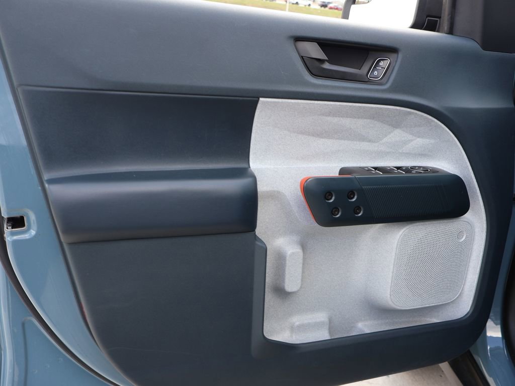 Used 2023 Ford Maverick XLT image 20