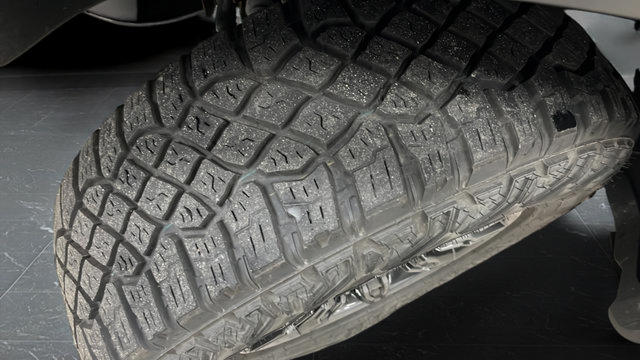 Used 2024 GMC Sierra 1500 AT4X AWD/4WD image 42