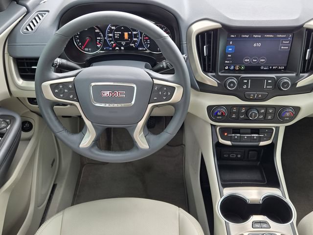 Used 2024 GMC Terrain Denali w/ Denali Premium Package AWD/4WD image 23