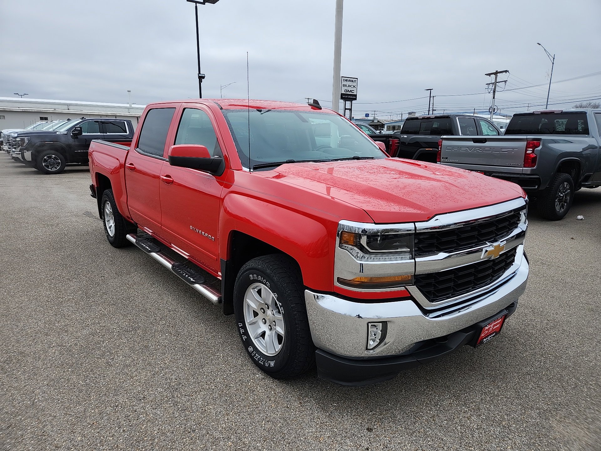 Used 2016 Chevrolet Silverado 1500 LT w/ All Star Edition image 2