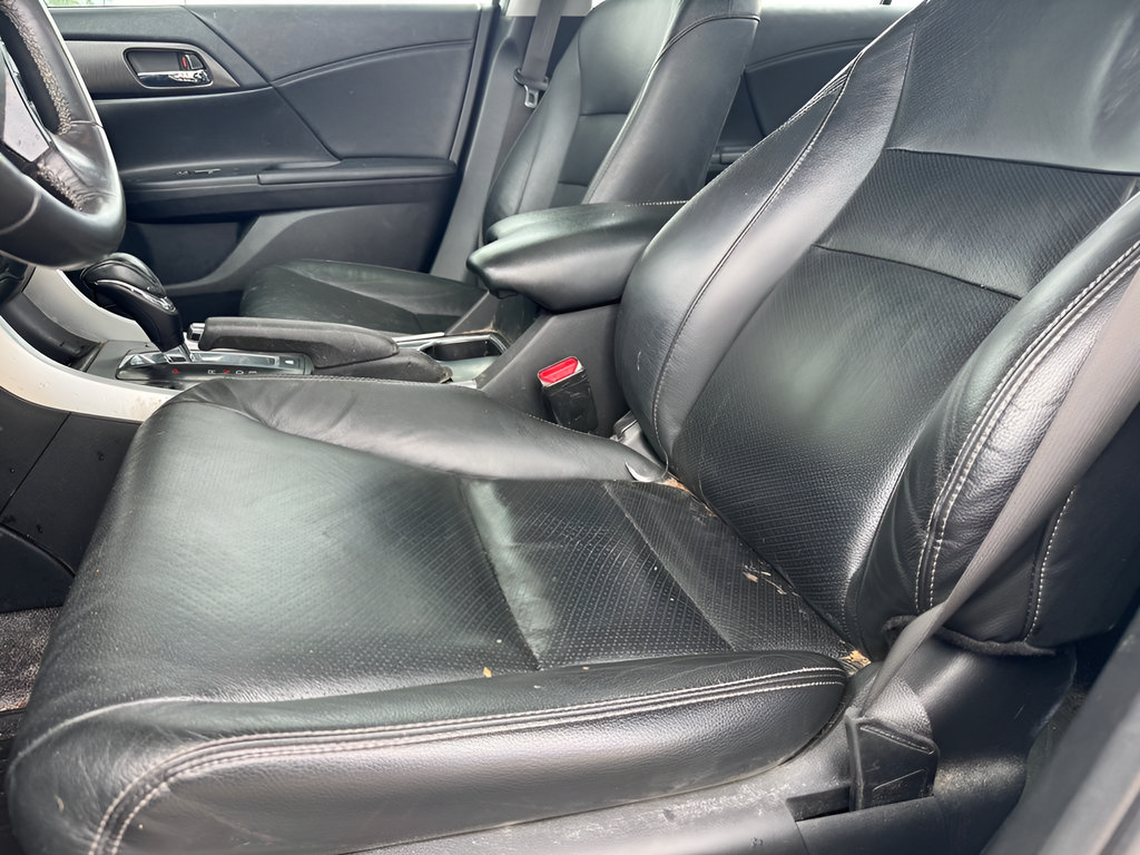 Used 2015 Honda Accord Touring image 18