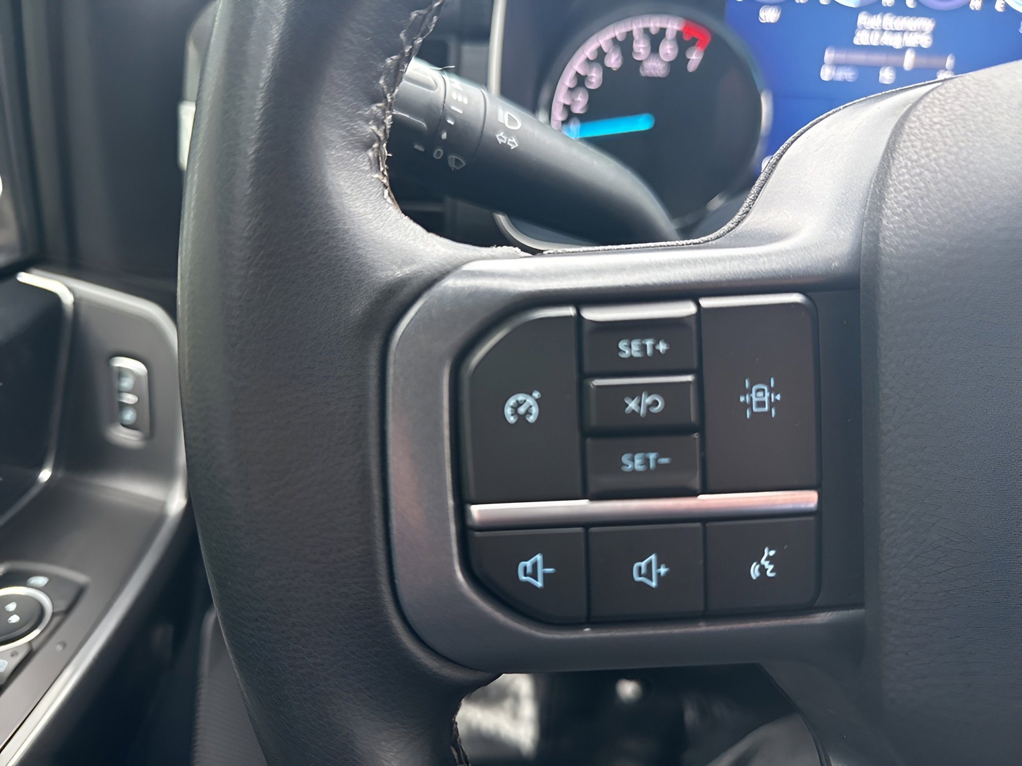 Certified 2023 Ford F150 XLT w/ Equipment Group 302A High image 33