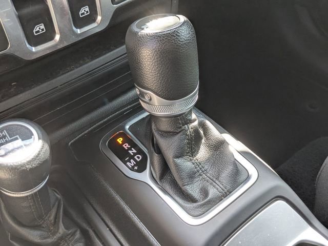 Used 2020 Jeep Wrangler Sport AWD/4WD image 19