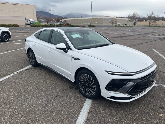 New 2026 Hyundai Sonata Limited image 3