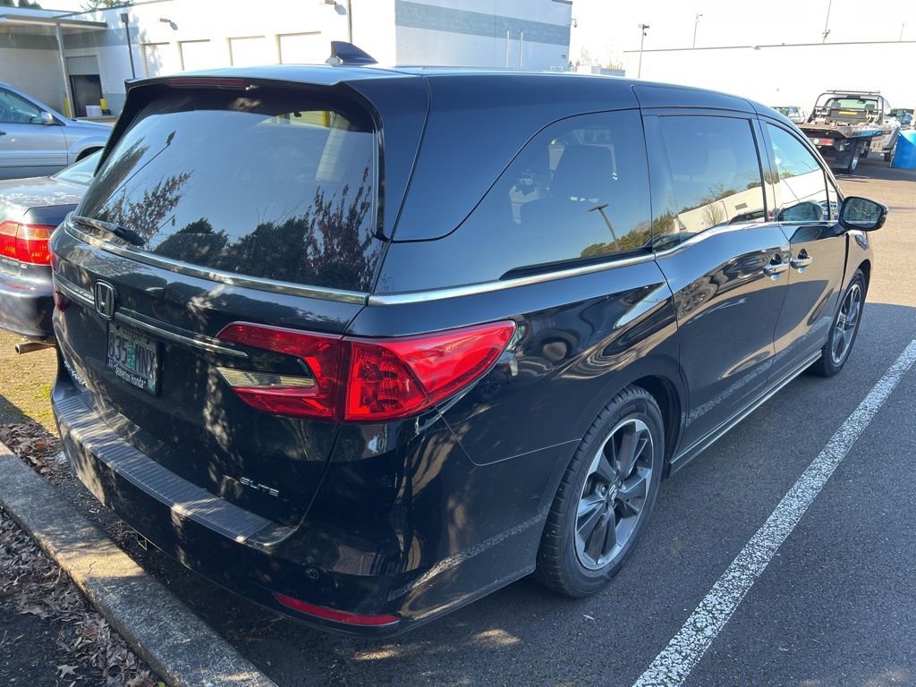 Used 2021 Honda Odyssey Touring image 3