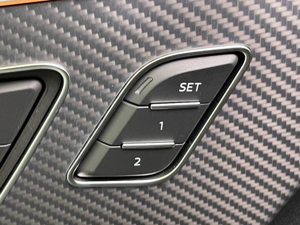New 2026 Audi SQ8 Prestige AWD/4WD image 36