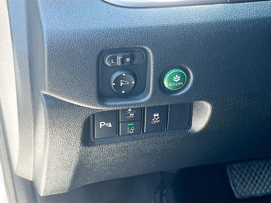 Used 2025 Honda Passport EX-L image 10