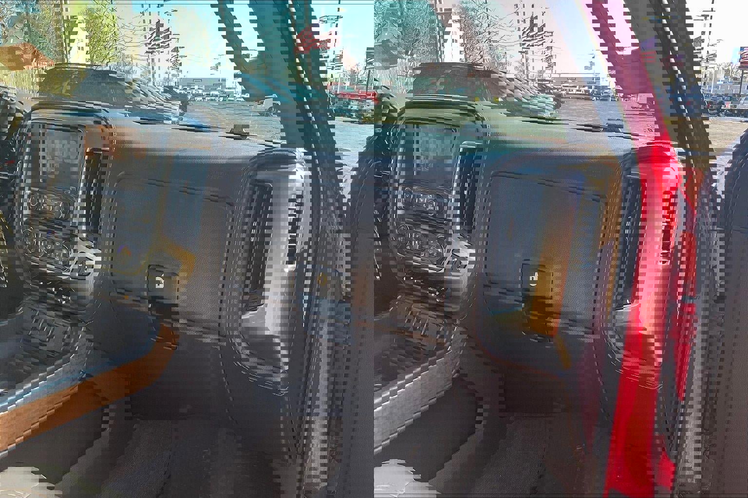 Used 2014 Chevrolet Silverado 1500 LTZ w/ LTZ Plus Package image 17