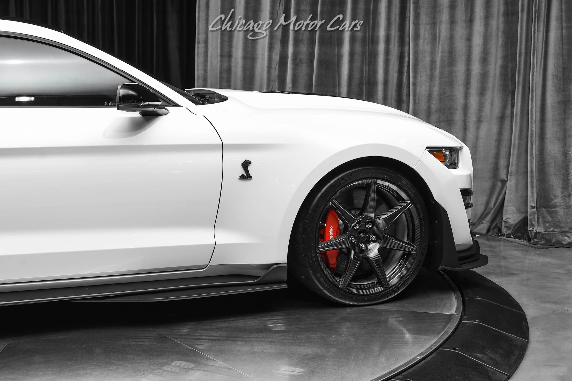 Used 2022 Ford Mustang Shelby GT500 w/ Carbon Fiber Track Pack RWD image 45
