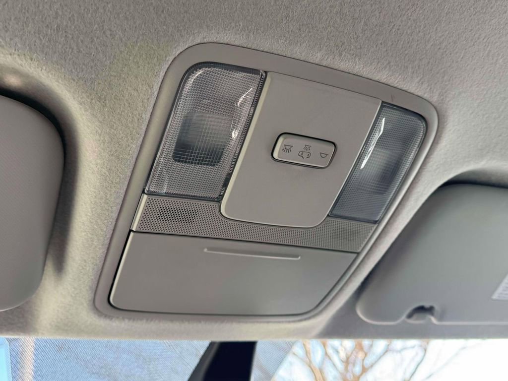 Used 2023 Kia Forte LXS w/ LXS Technology Package image 28