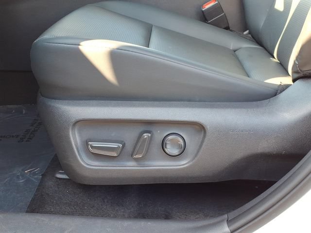 Used 2026 Toyota RAV4 XLE Premium AWD/4WD image 16