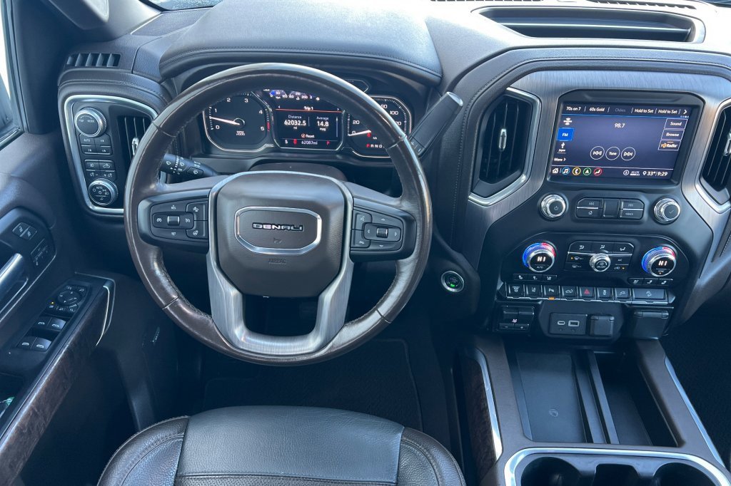 Used 2020 GMC Sierra 3500 Denali w/ Denali Ultimate Package image 11