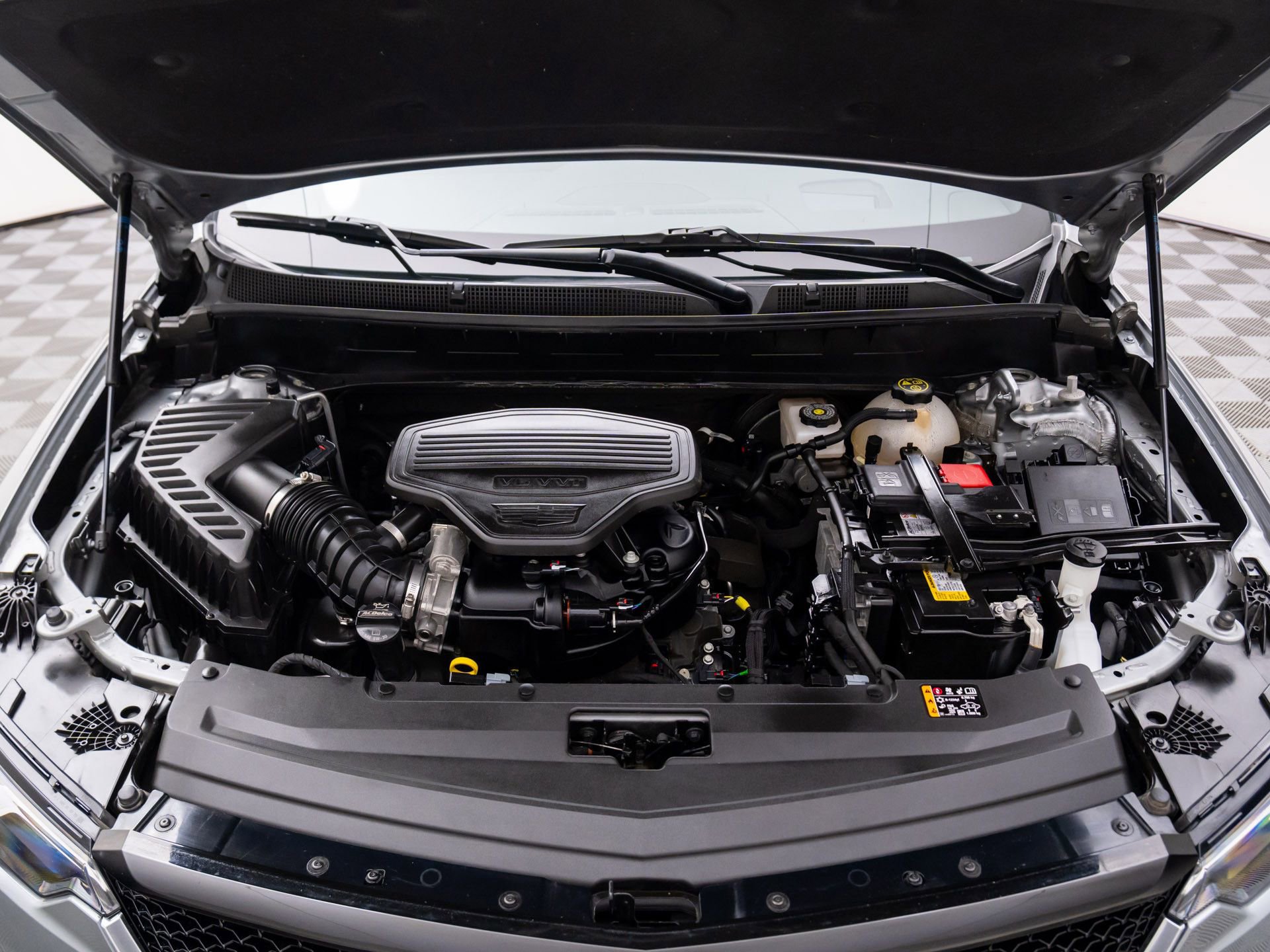 Certified 2024 Cadillac XT6 Sport w/ Technology Package image 33