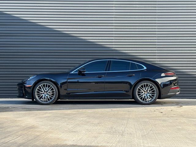 Certified 2025 Porsche Panamera 4 image 2