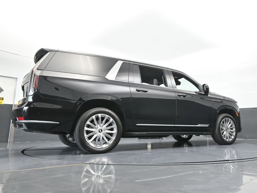Used 2023 Cadillac Escalade ESV Premium Luxury image 66