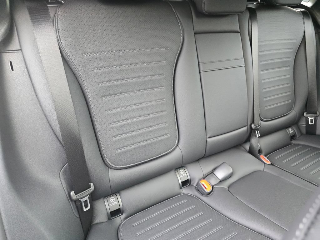 New 2027 Mercedes-Benz GLC 300 4MATIC image 22
