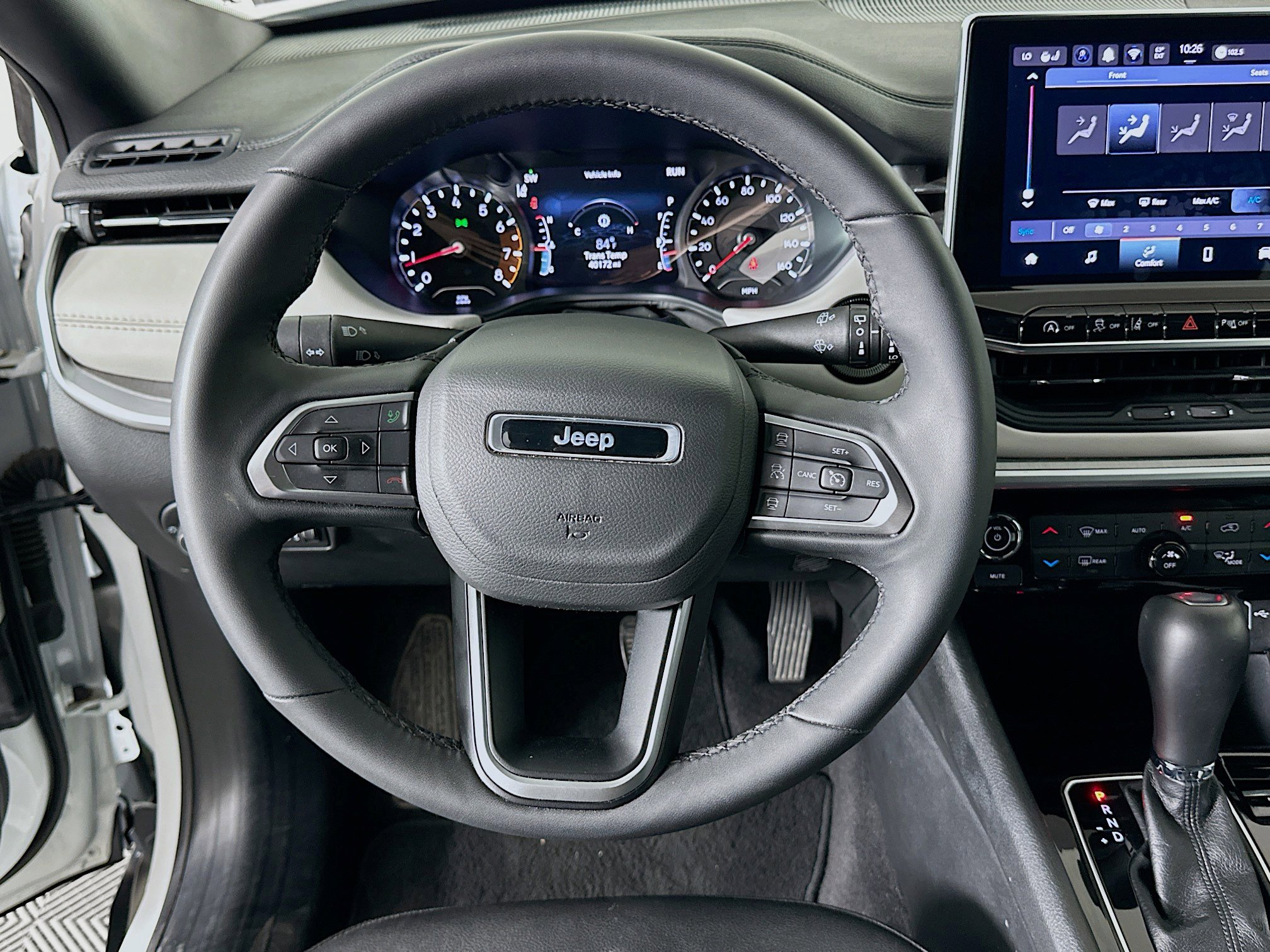 Used 2025 Jeep Compass Limited image 18