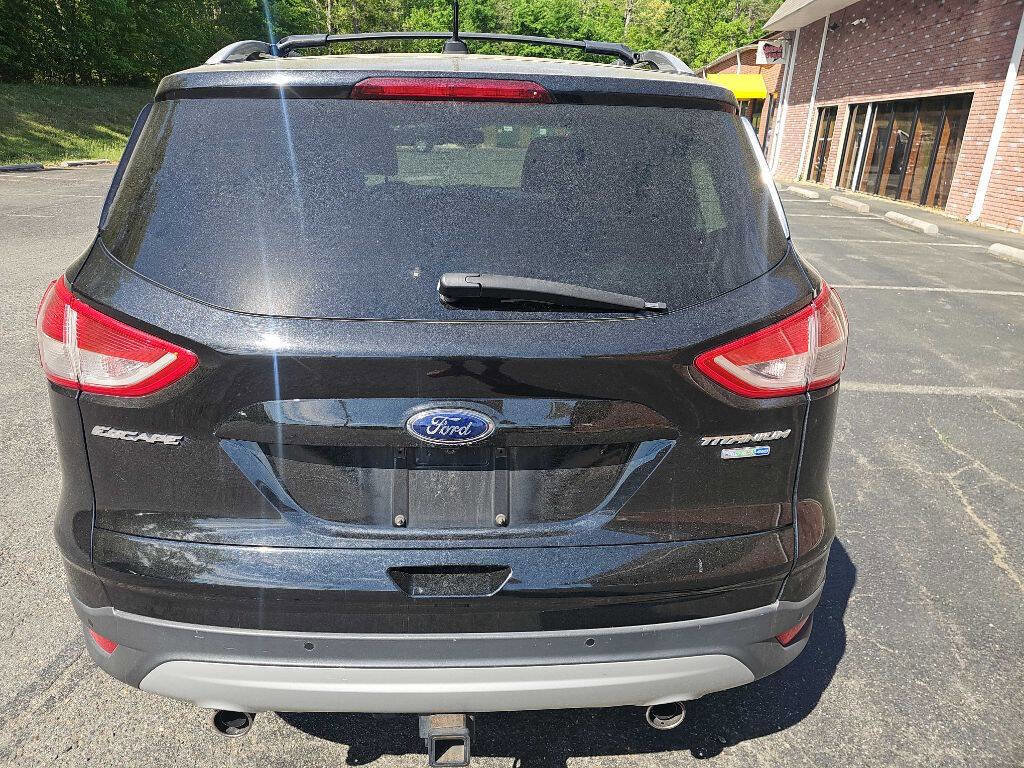 Used 2013 Ford Escape Titanium w/ Parking Technology Pkg AWD/4WD image 8