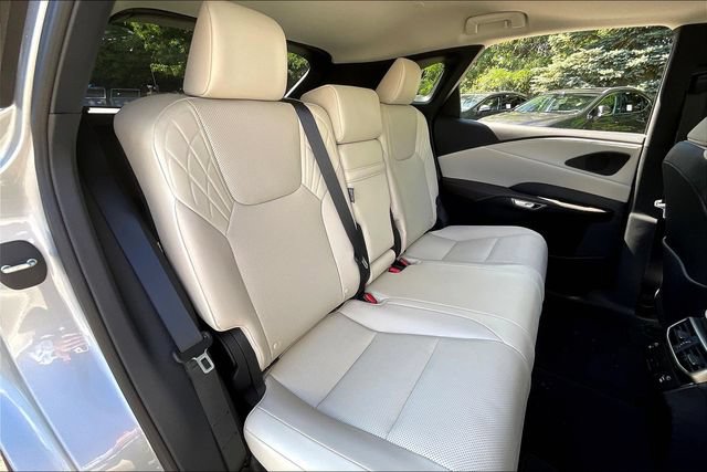 Used 2024 Lexus RX 350 Premium w/ Accessory Package (Z1) AWD/4WD image 25