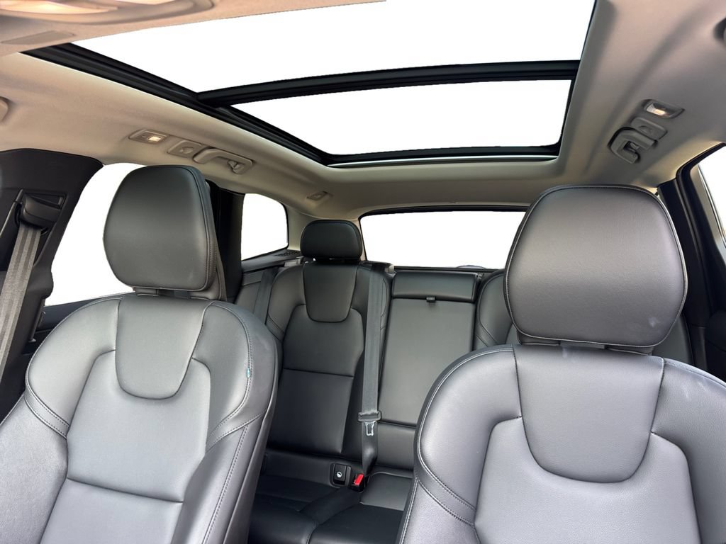 Certified 2023 Volvo XC60 B5 Core w/ Climate Package AWD/4WD image 22