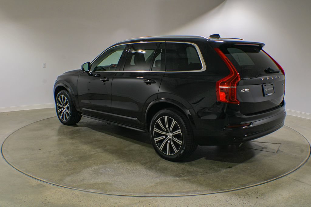 Used 2023 Volvo XC90 B5 Core w/ Climate Package AWD/4WD image 3