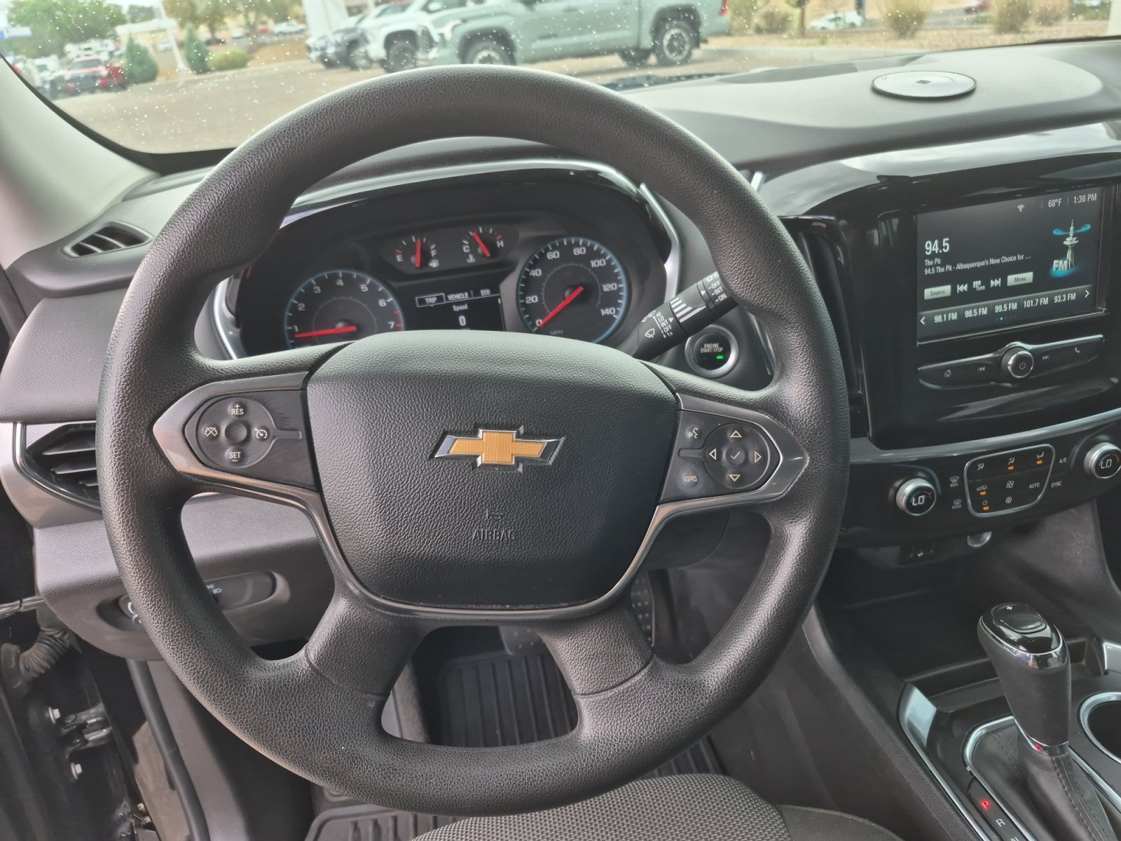 Used 2018 Chevrolet Traverse LS FWD image 9