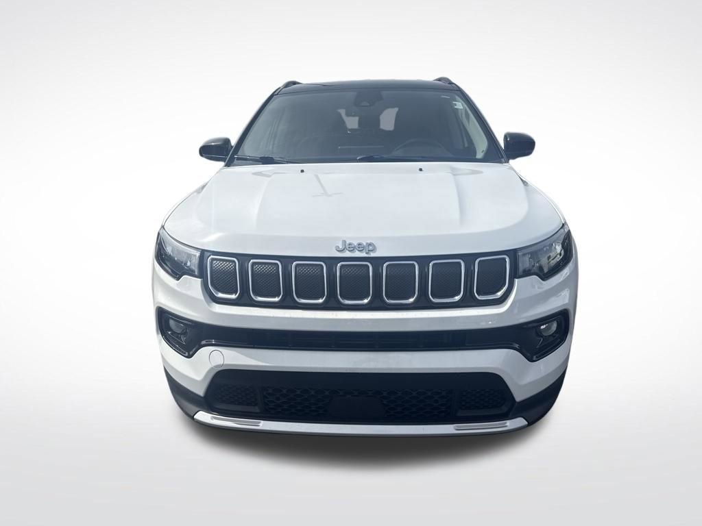 Certified 2022 Jeep Compass Limited image 8