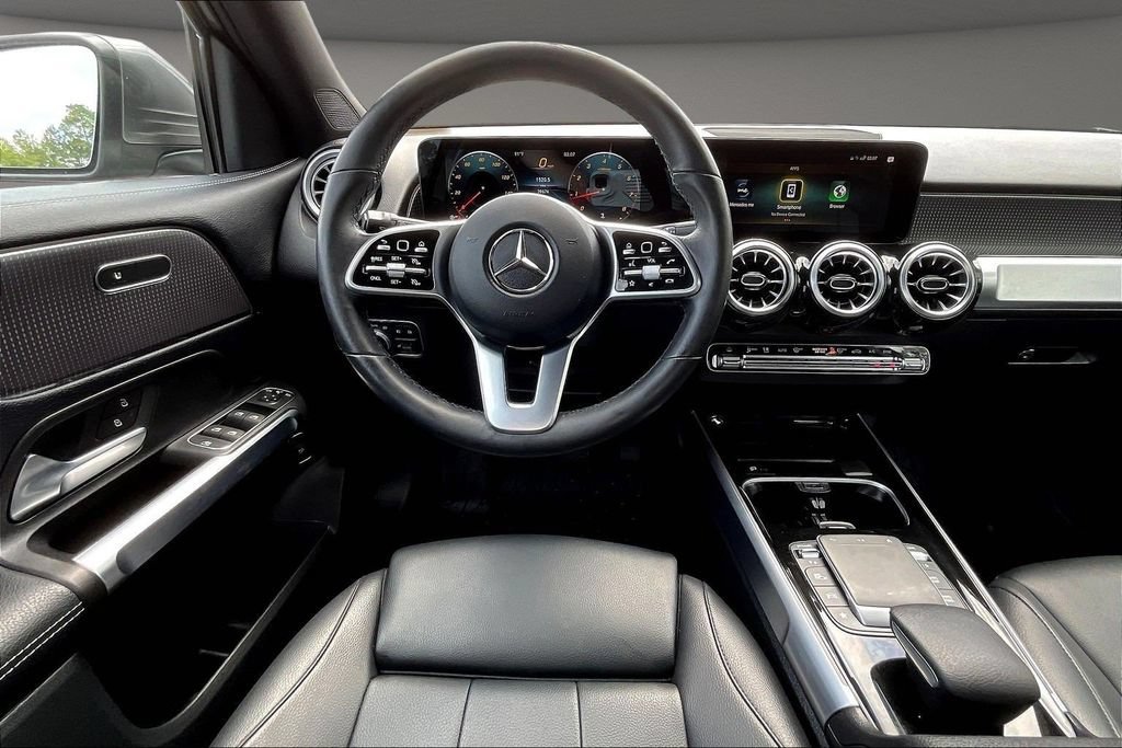 Used 2022 Mercedes-Benz GLB 250 4MATIC image 11