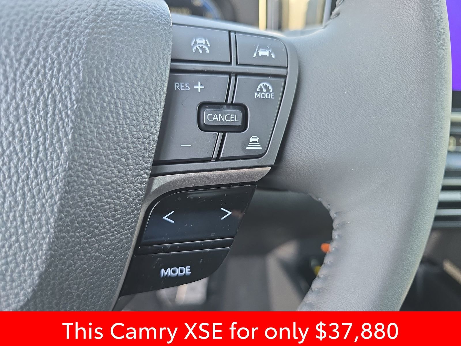 Used 2025 Toyota Camry XSE FWD image 23