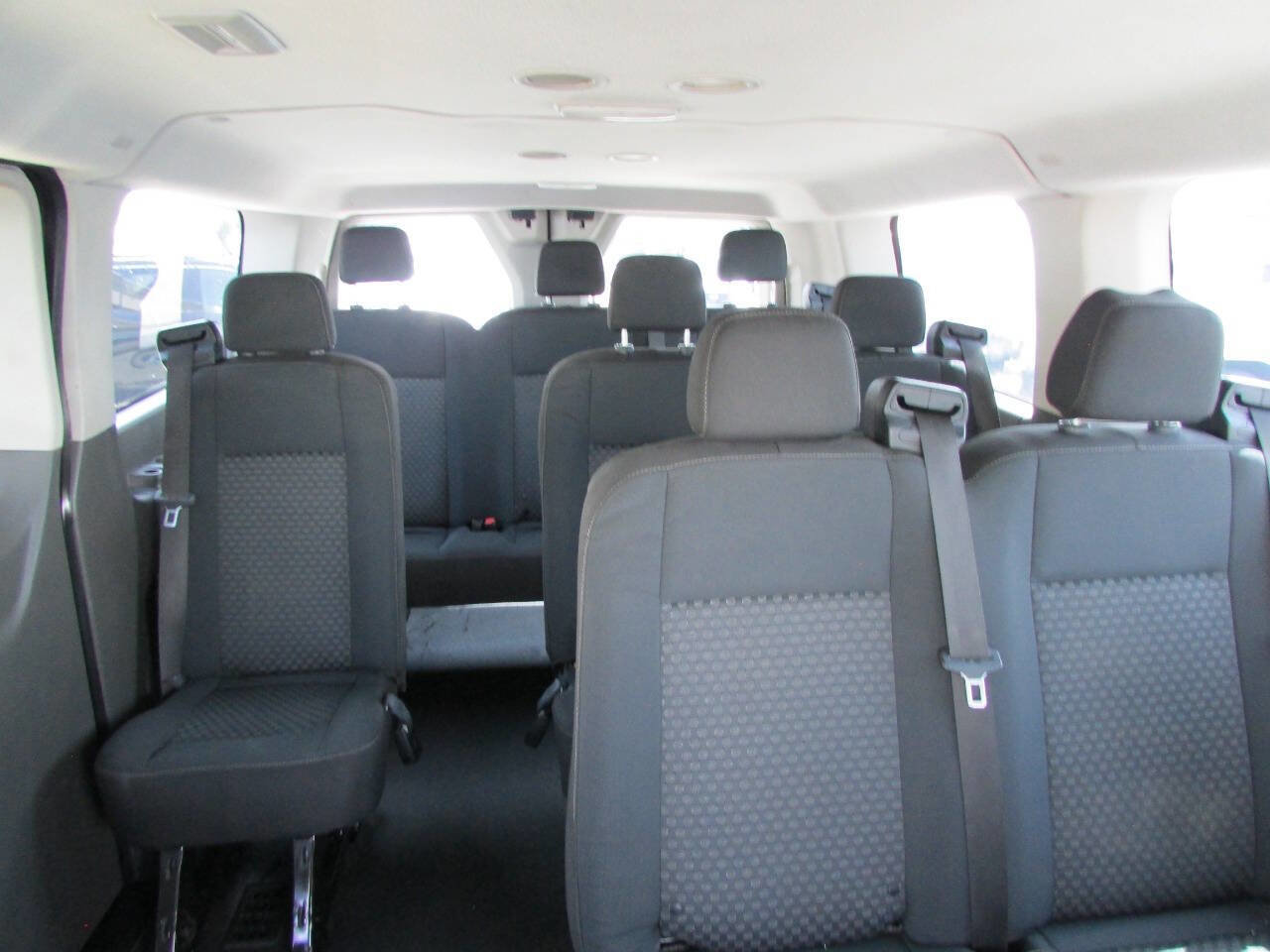 Used 2020 Ford Transit 150 XL RWD image 22
