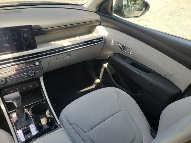 Used 2025 Hyundai Tucson SE FWD image 16