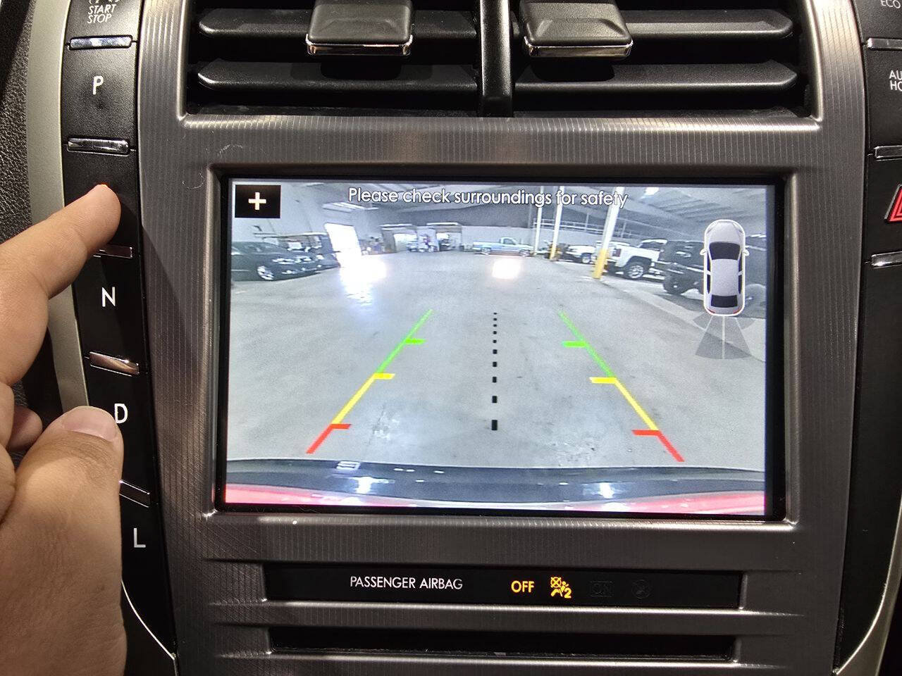 Used 2017 Lincoln MKZ Premiere FWD image 40