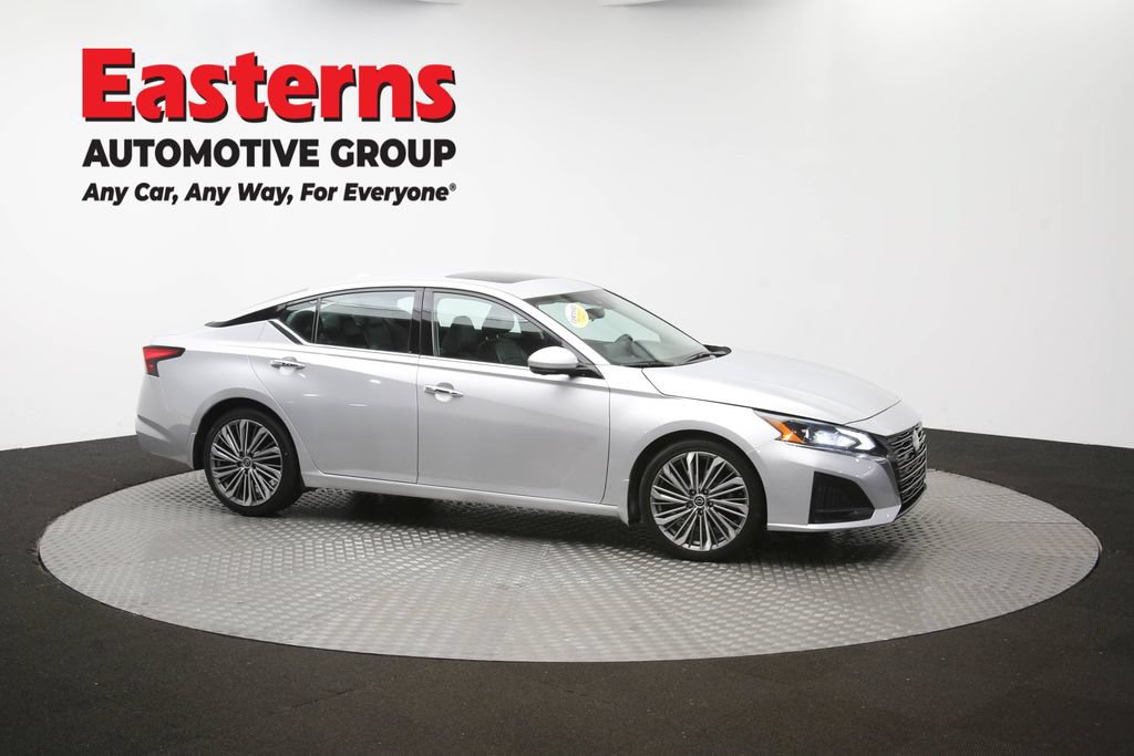 Used 2023 Nissan Altima 2.5 SL FWD image 49