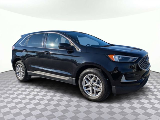 Used 2024 Ford Edge SEL image 2