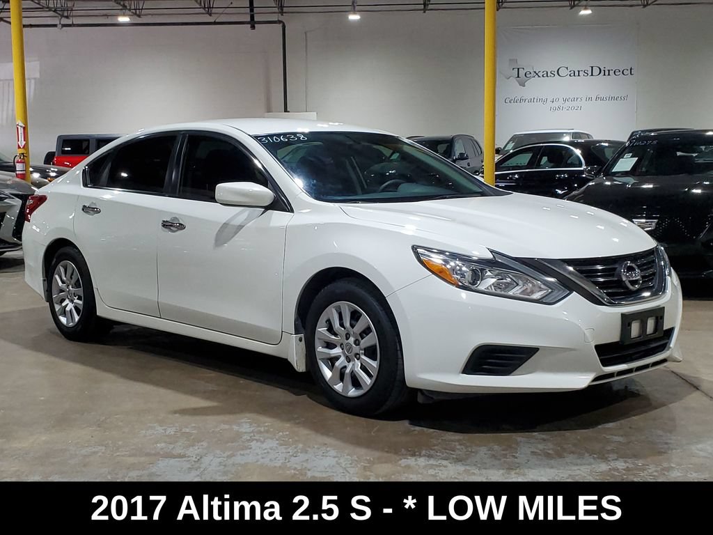 Used 2017 Nissan Altima 2.5 S w/ Power Driver Seat Package FWD image 3