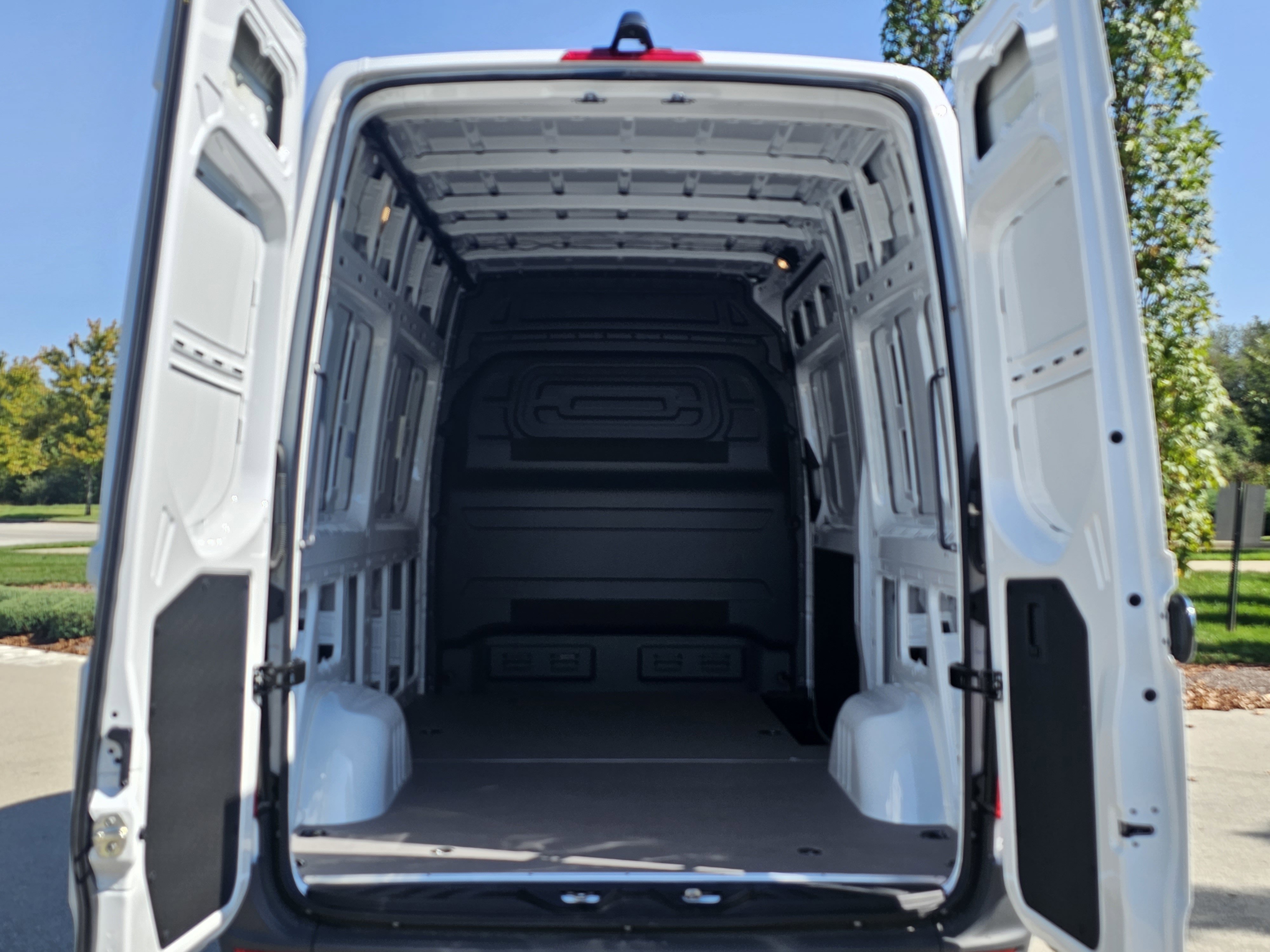 New 2025 Mercedes-Benz Sprinter 2500 image 6