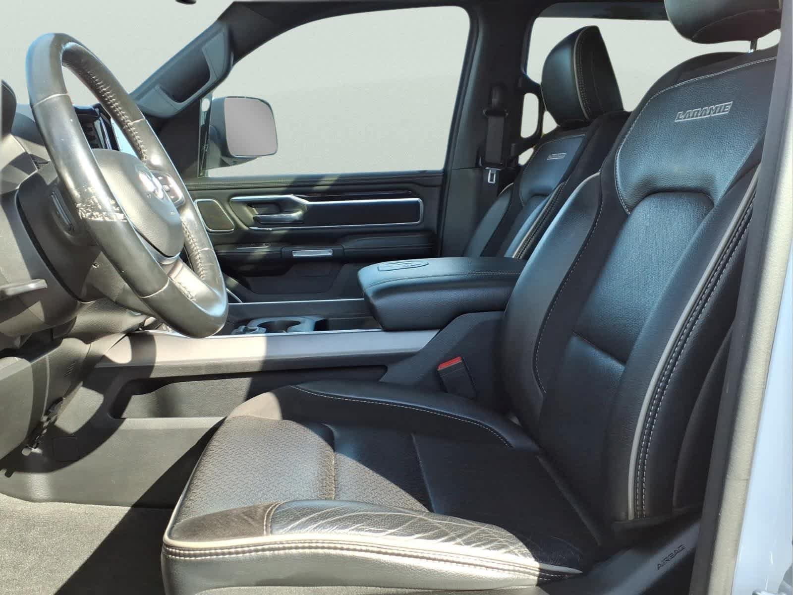 Used 2022 RAM 1500 Laramie AWD/4WD image 15