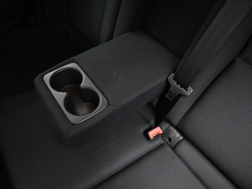 Used 2024 Nissan Rogue S image 16