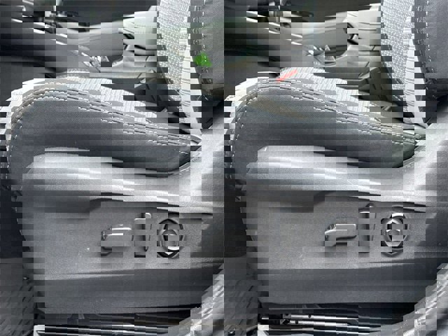 Used 2025 Subaru Outback Premium image 24