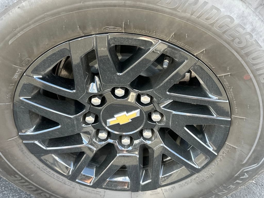 New 2025 Chevrolet Silverado EV LT image 25