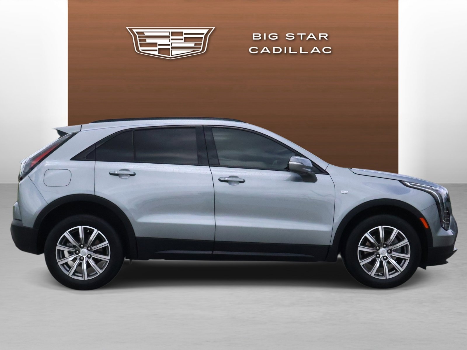 Used 2023 Cadillac XT4 Sport FWD image 6
