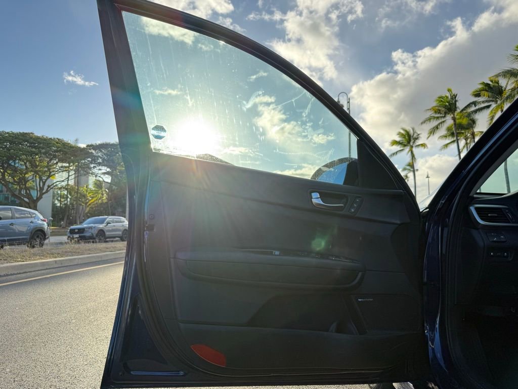 Used 2020 Kia Optima Premium image 12